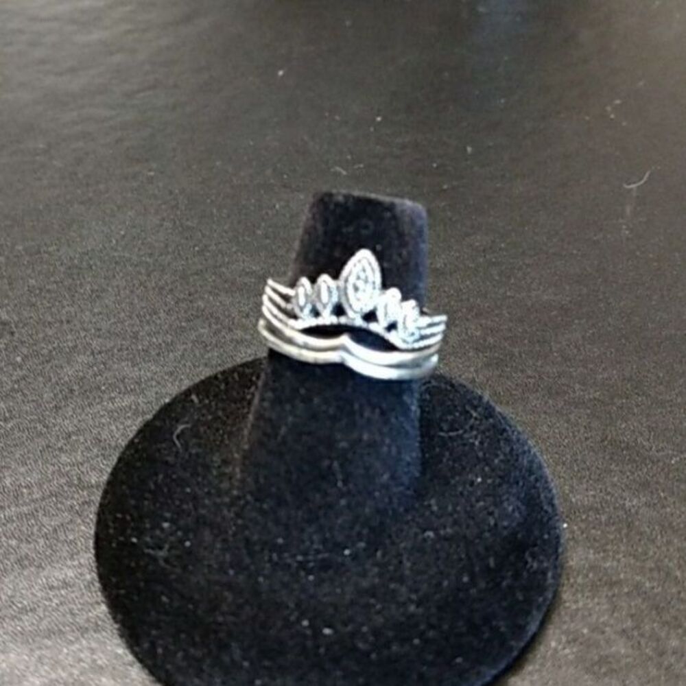 Silver tone fashion ring coordinating set size 5.5